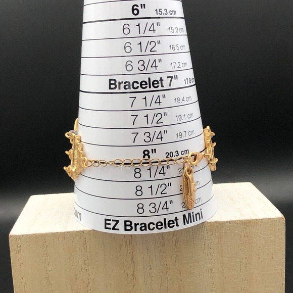 Plunder Bracelet 8" Breezy 3 Strands White Gray Bead Gold Tone Metal Disk Bangle - Picture 6 of 6